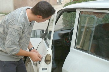Hoţ din autoturisme, prins de poliţiştii constănţeni